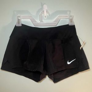 Women’s Nike short